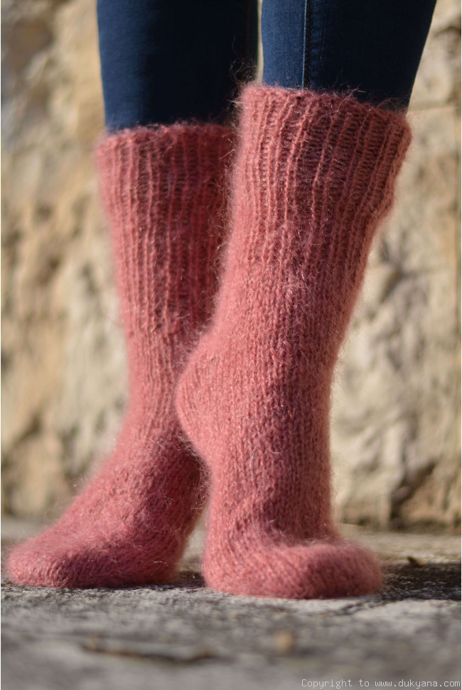 Mohair socks in dusty pink unisex hand knitted/SO11